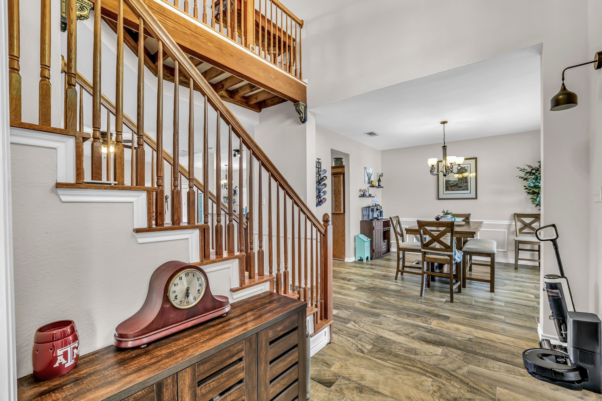 1216 Majestic Way