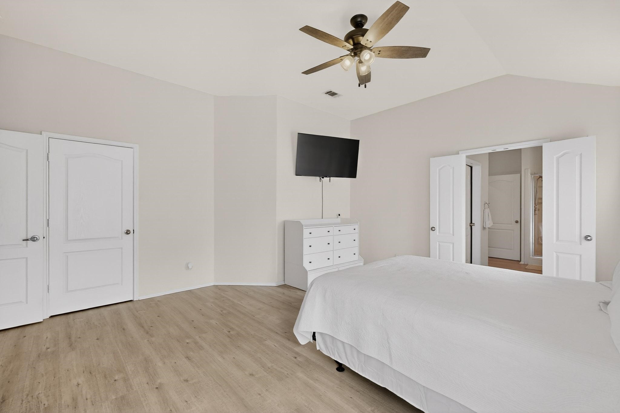 507 Oxford Loop
