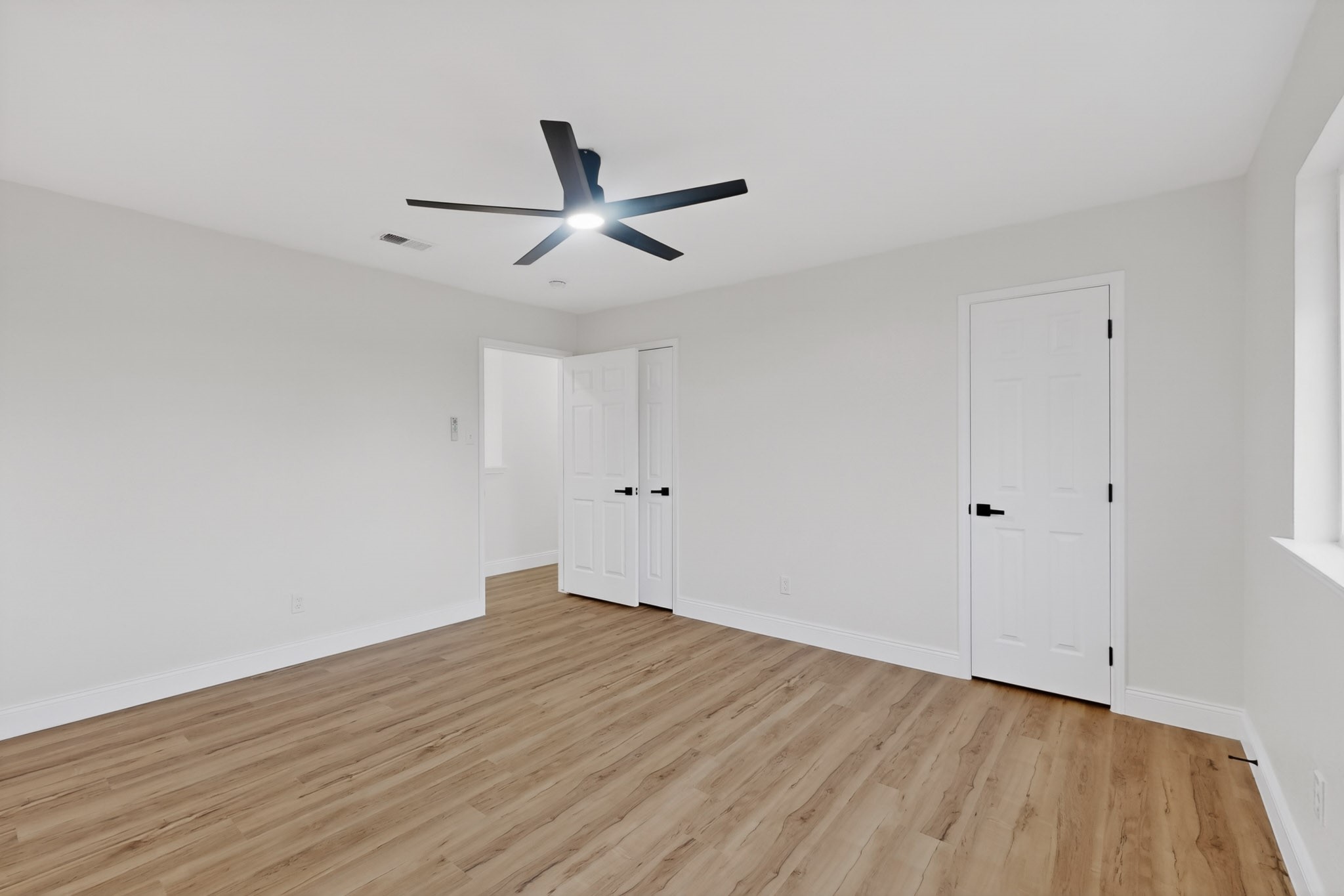 1404 Meadowbrook Drive