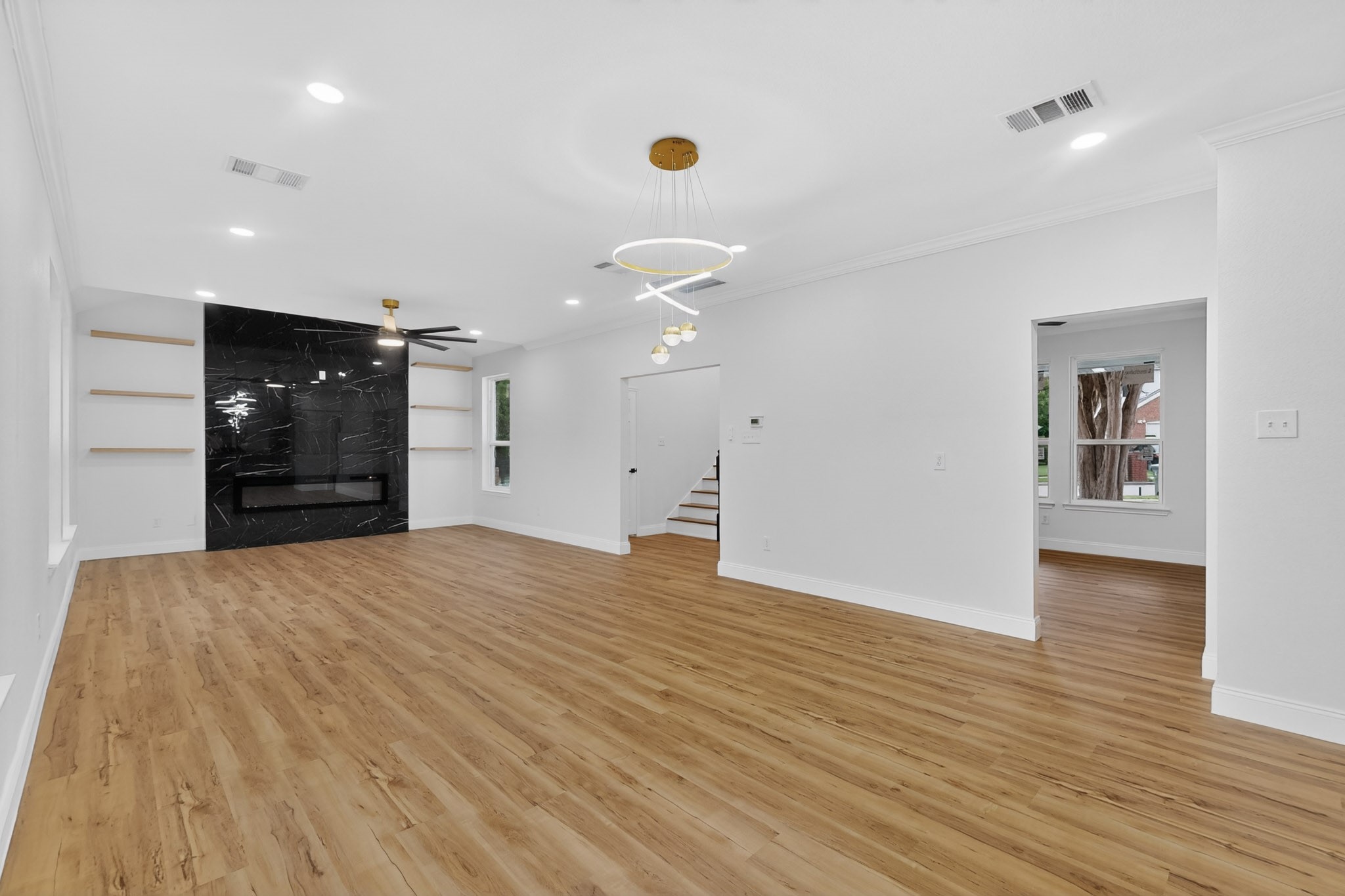 1404 Meadowbrook Drive