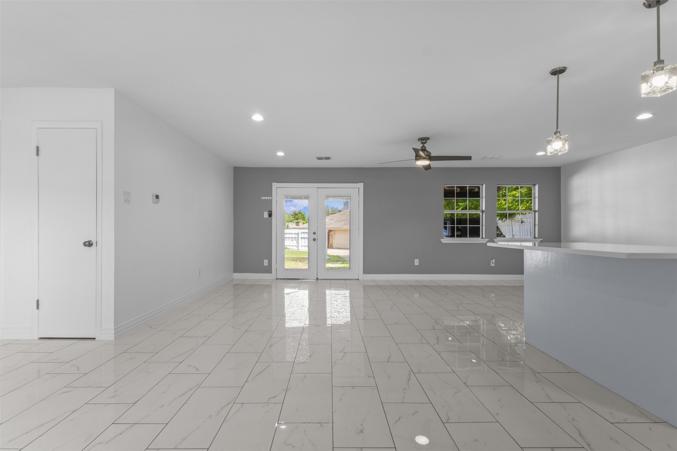 806 Longbeach Drive