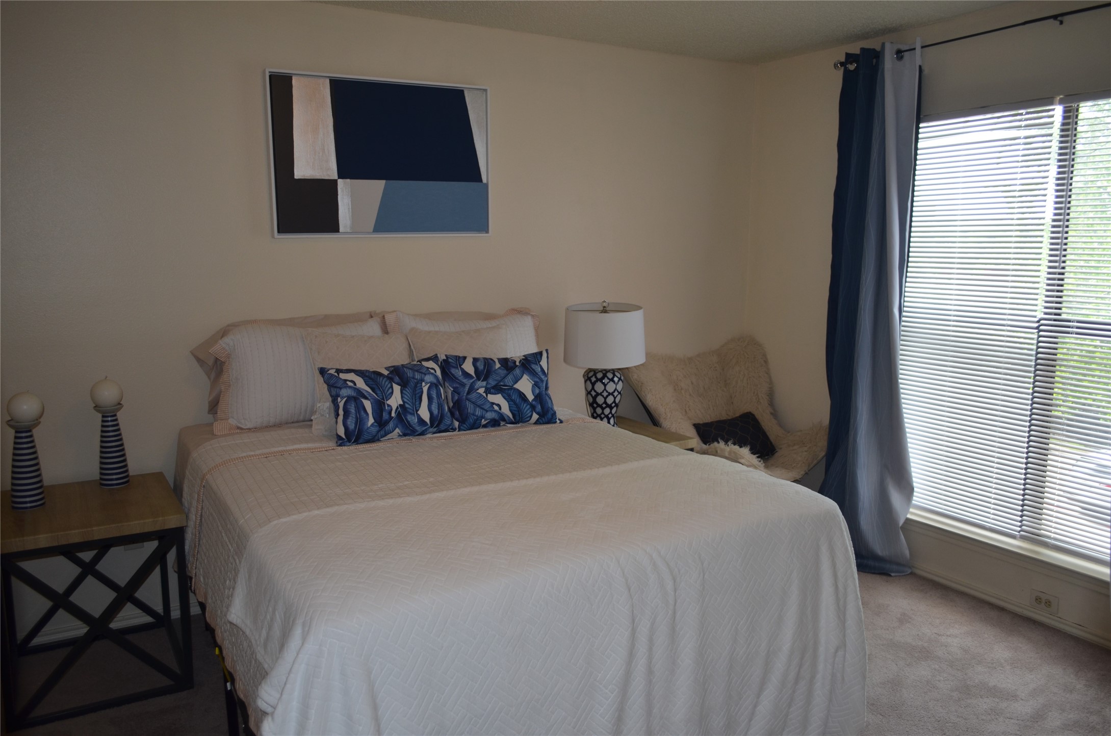 8404 Forest Lane 801