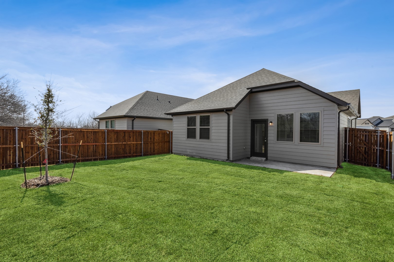 2721 Parkside Trail