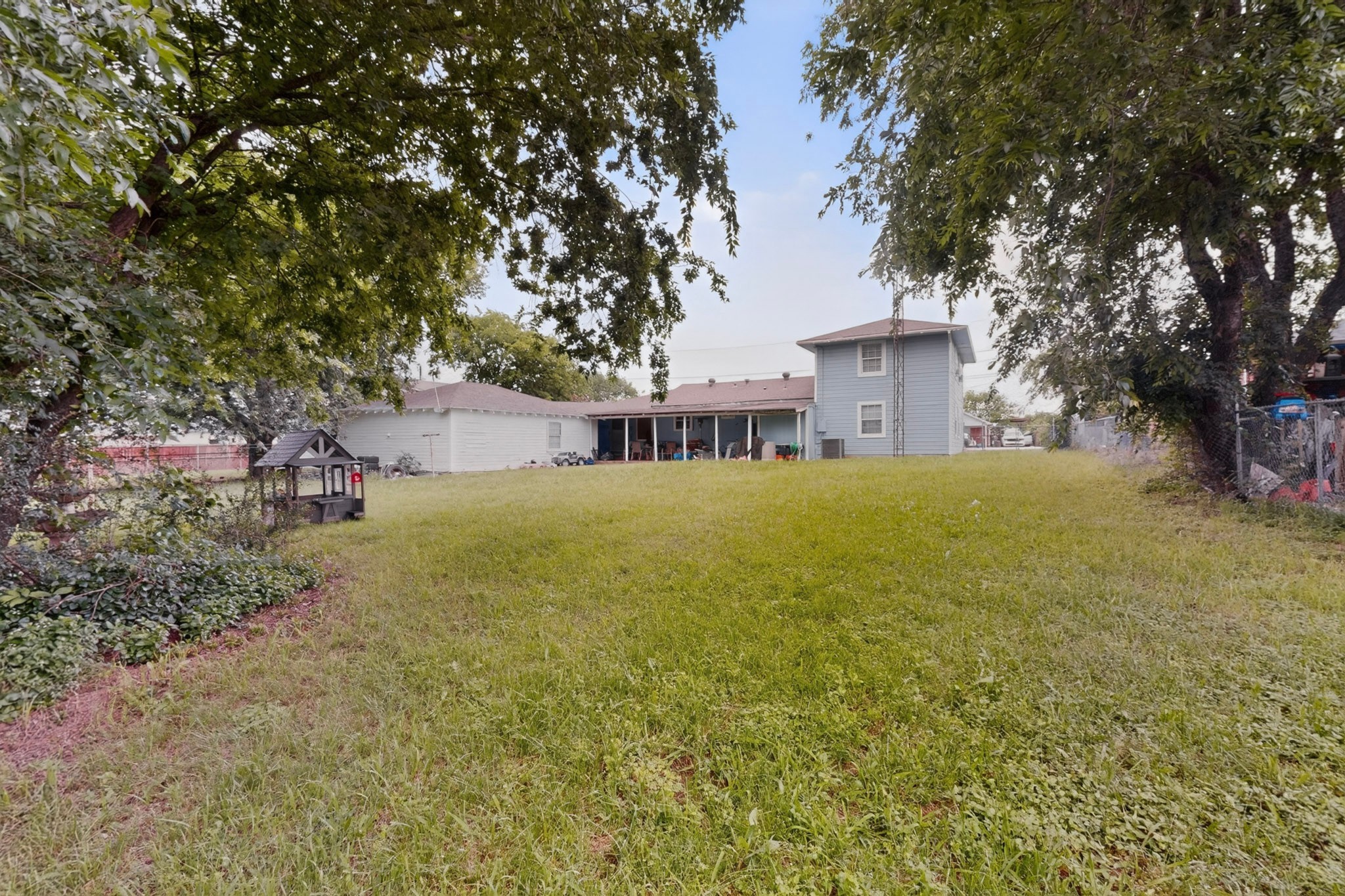 8927 Beckley View Avenue