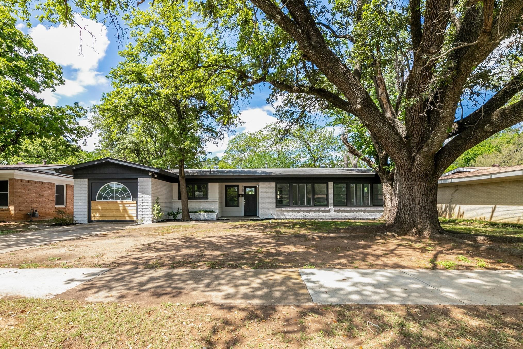 6209 Brentwood Drive