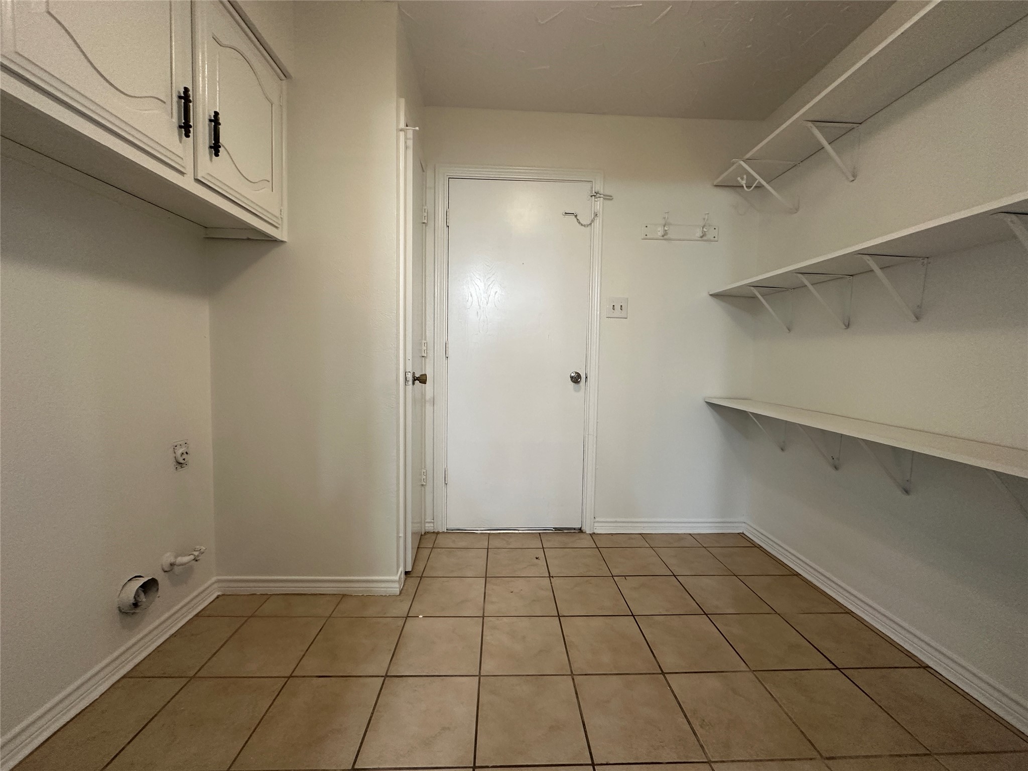 719 Athenia Way