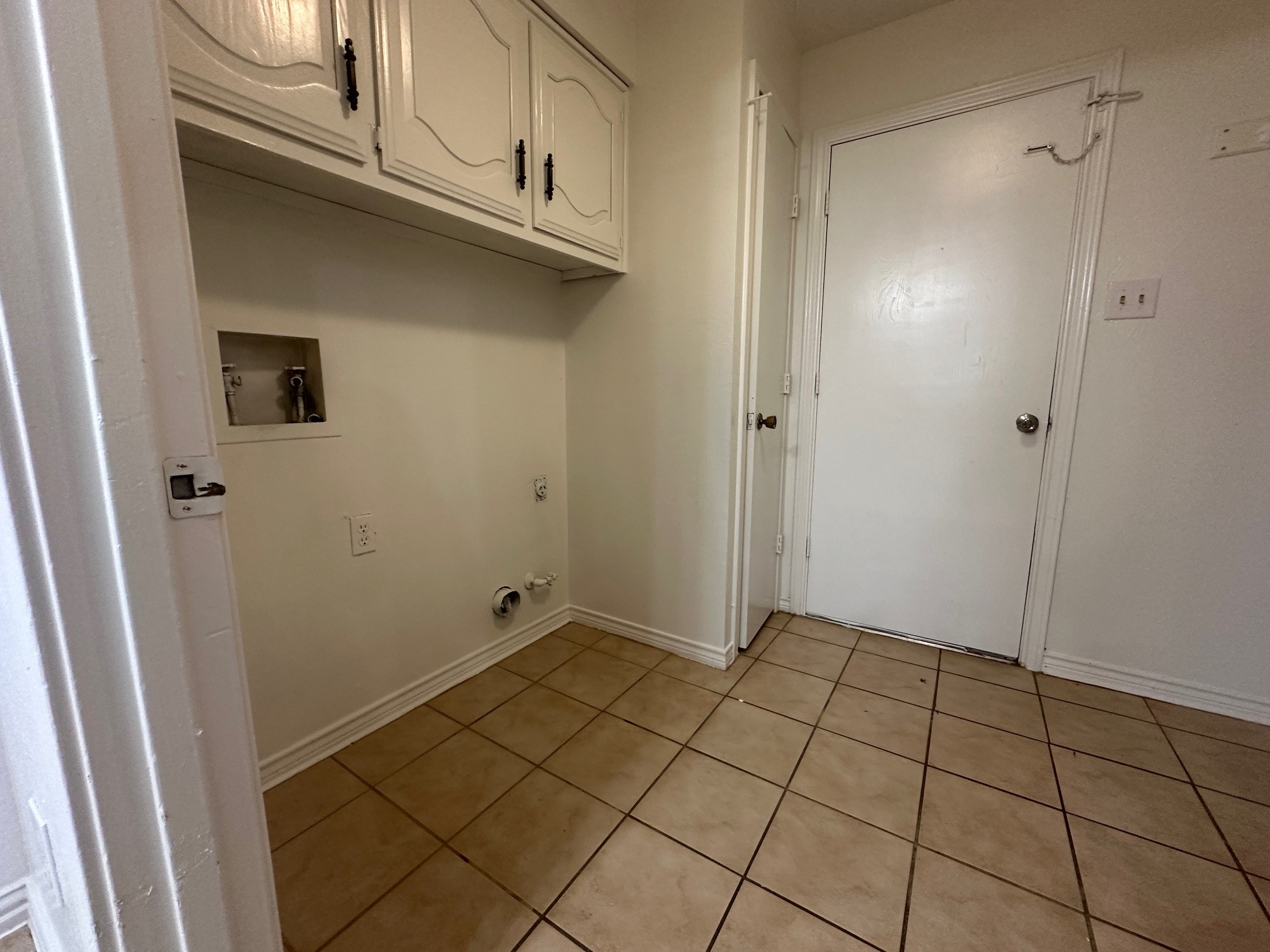 719 Athenia Way