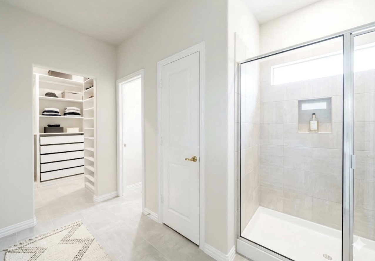 4016 De Berry Lane