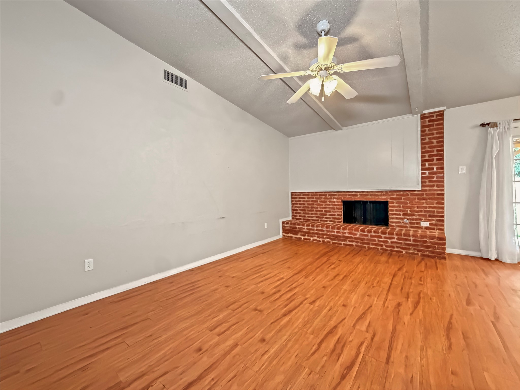 224 E Grubb Drive