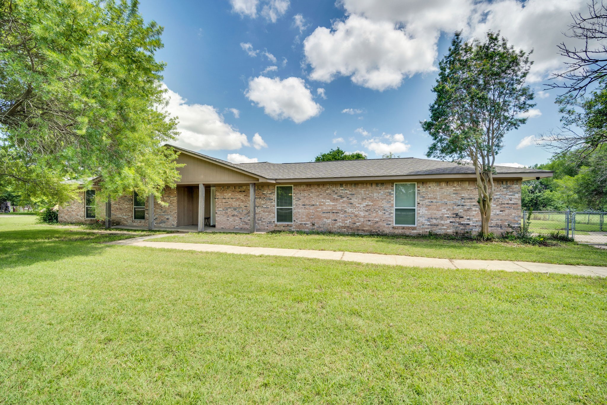 112 Burkett Lane