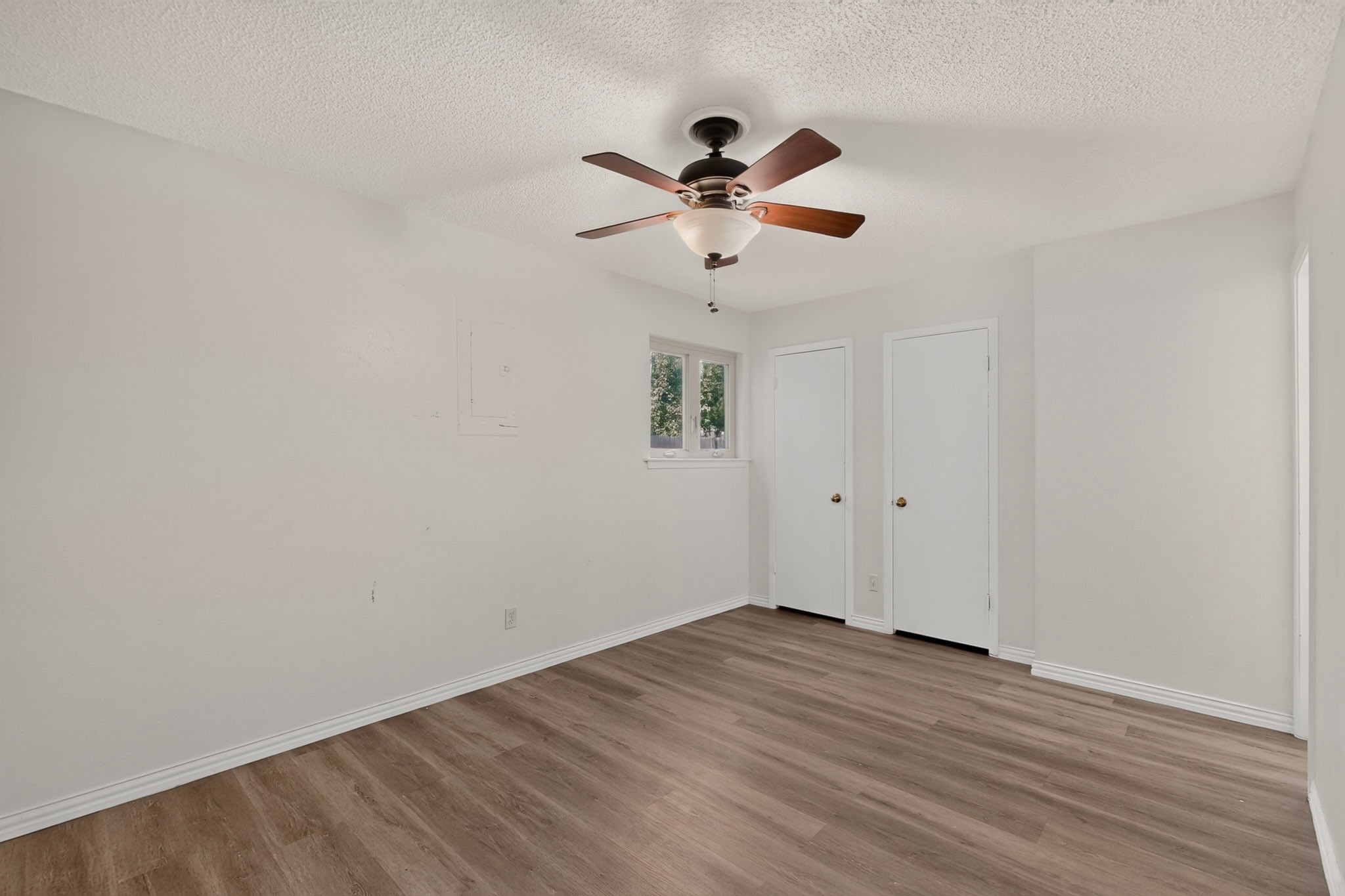 2041 Hemlock Drive