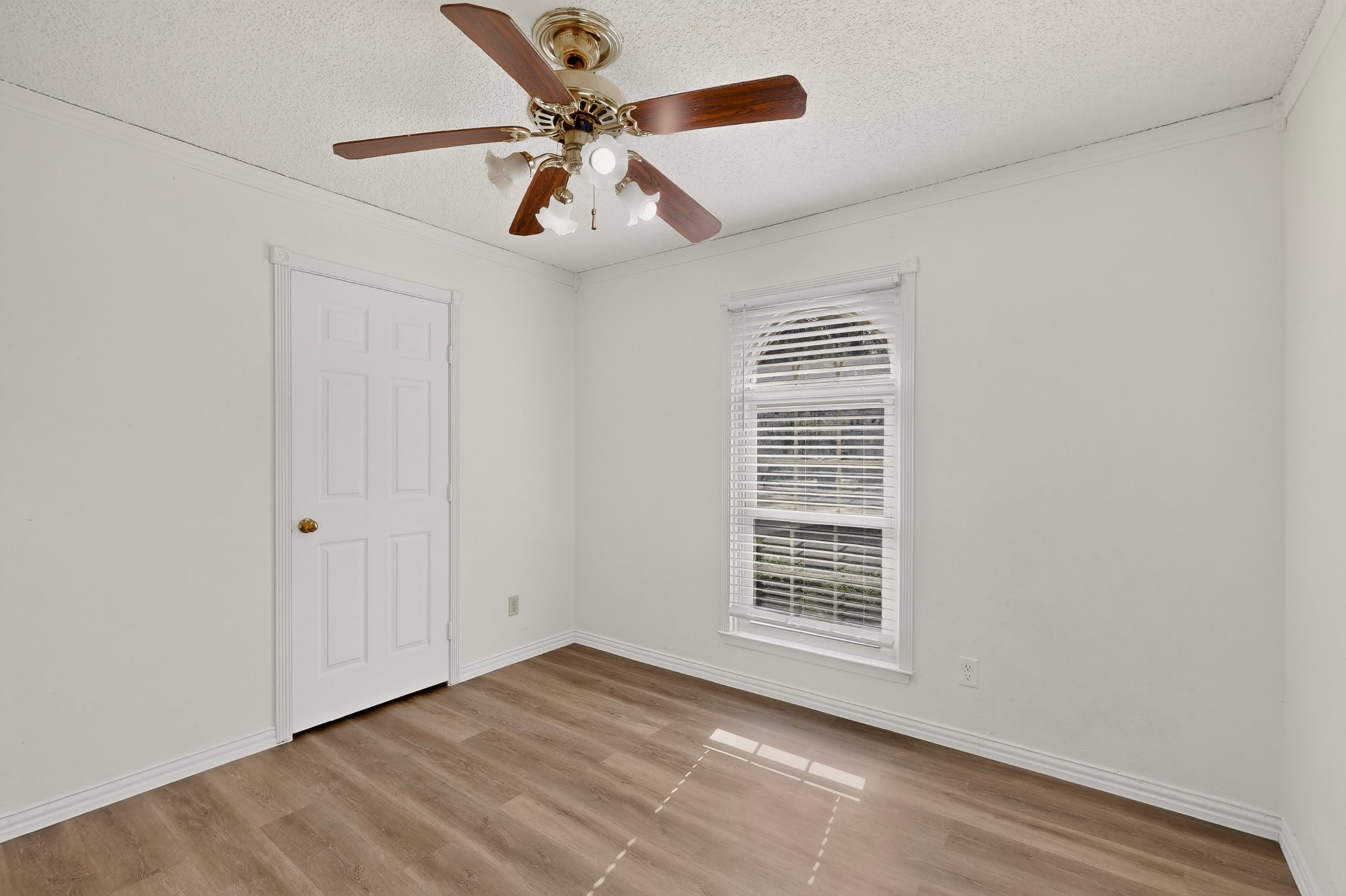 2041 Hemlock Drive