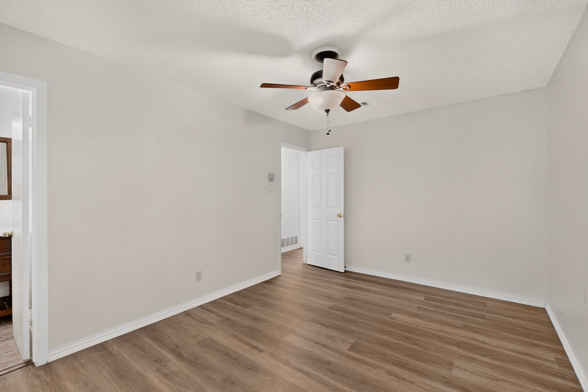2041 Hemlock Drive