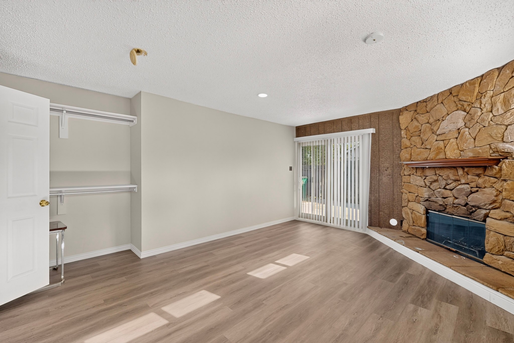 2041 Hemlock Drive