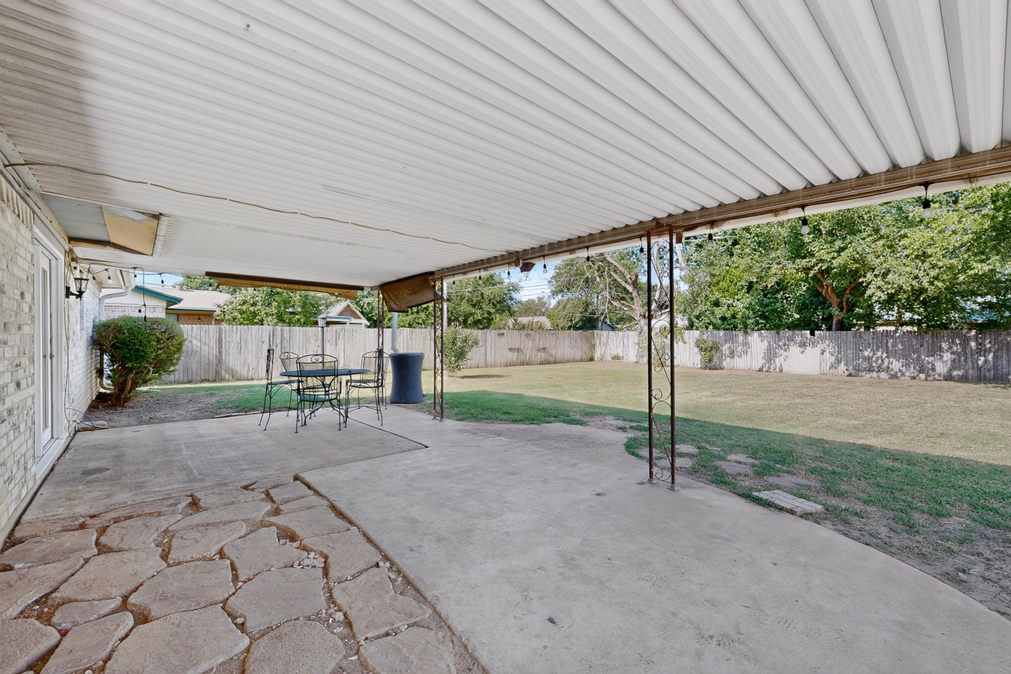 2041 Hemlock Drive