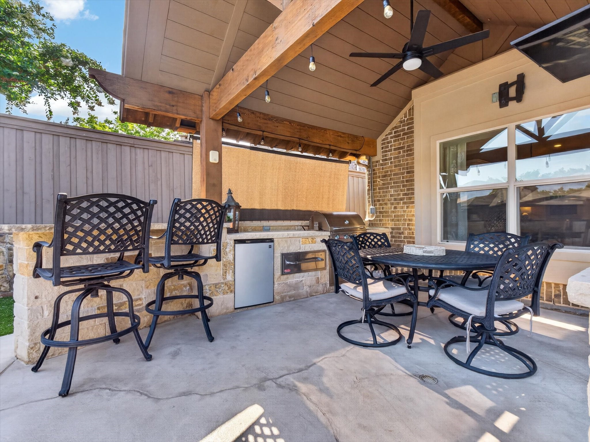4201 Oxbow Drive