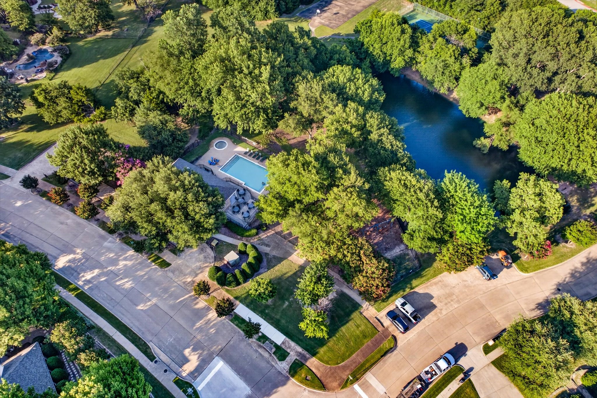 4201 Oxbow Drive