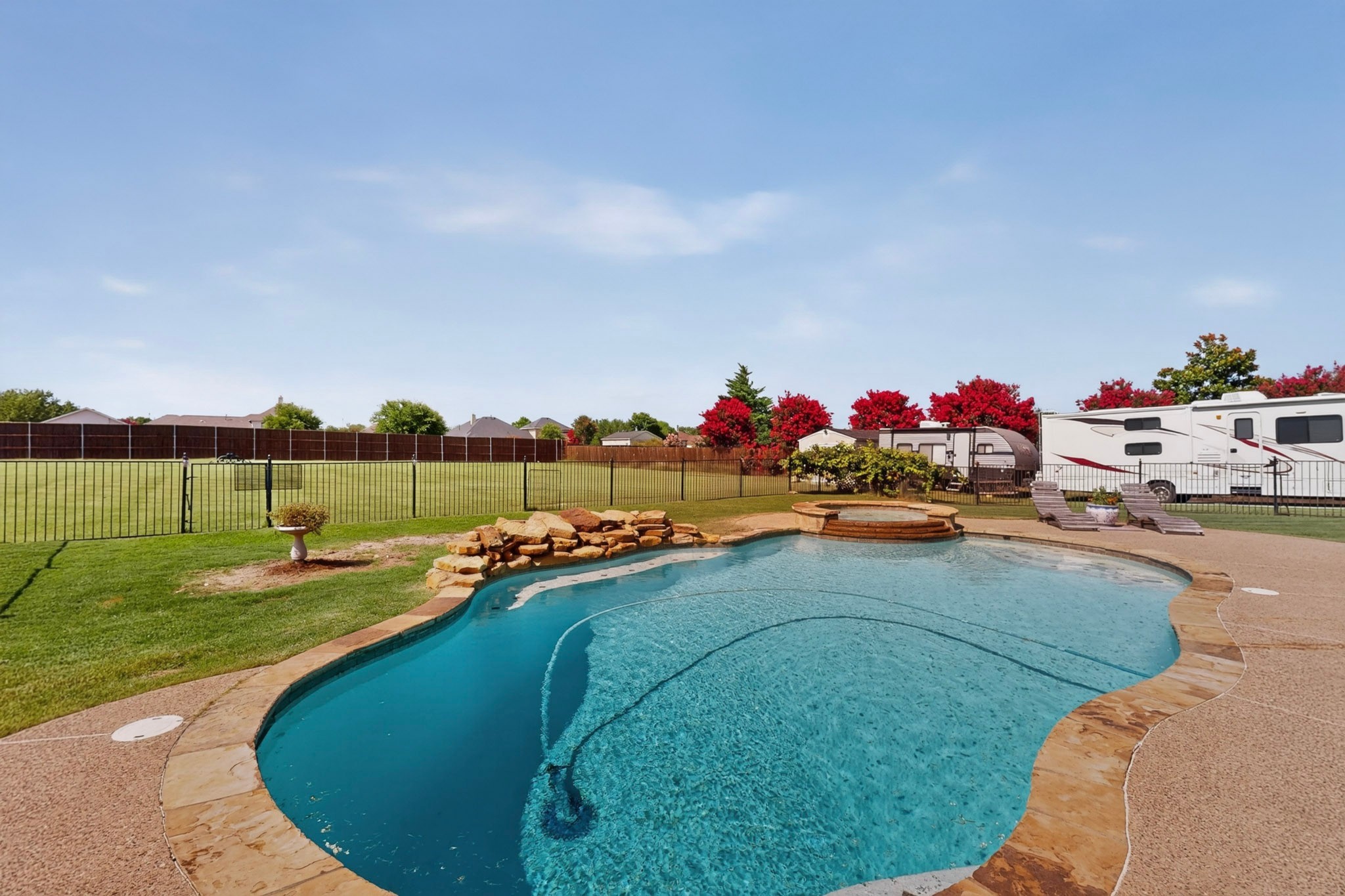 2336 Saddlebrook Lane
