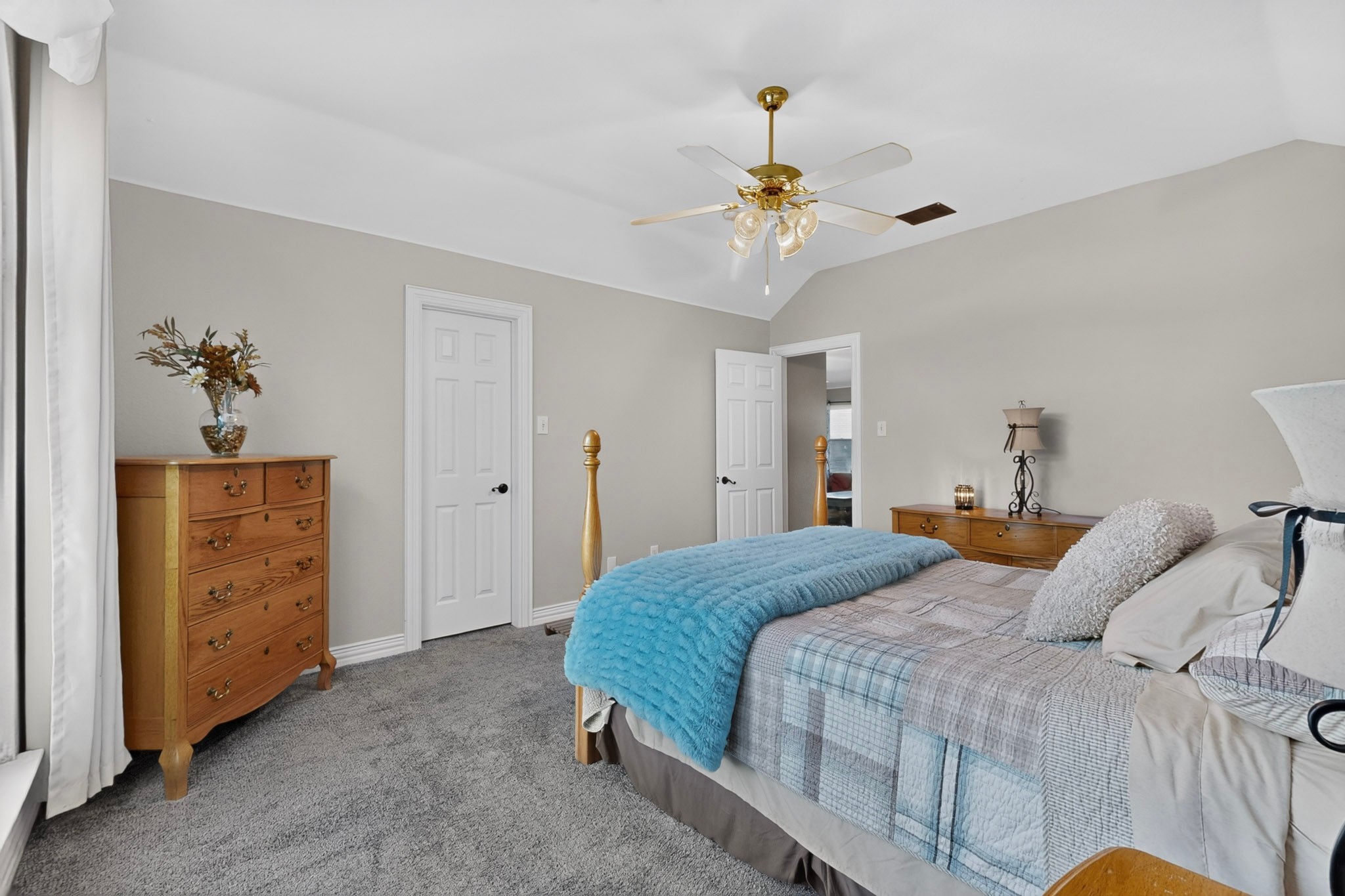 2336 Saddlebrook Lane