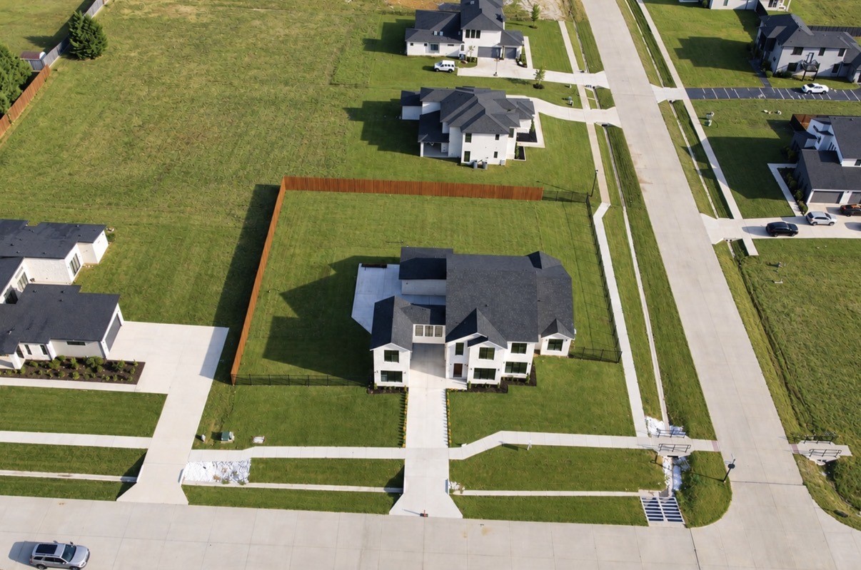 349 Valley Trail