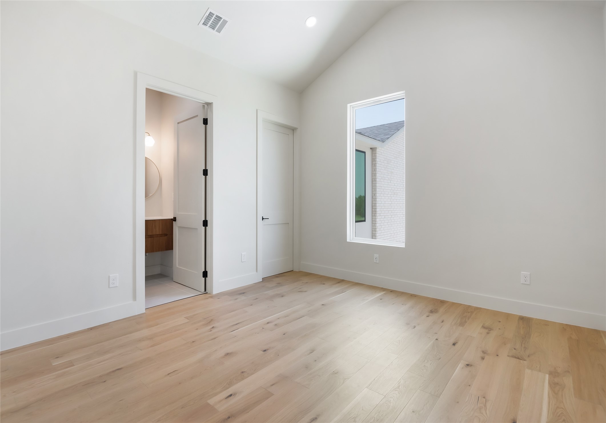 349 Valley Trail