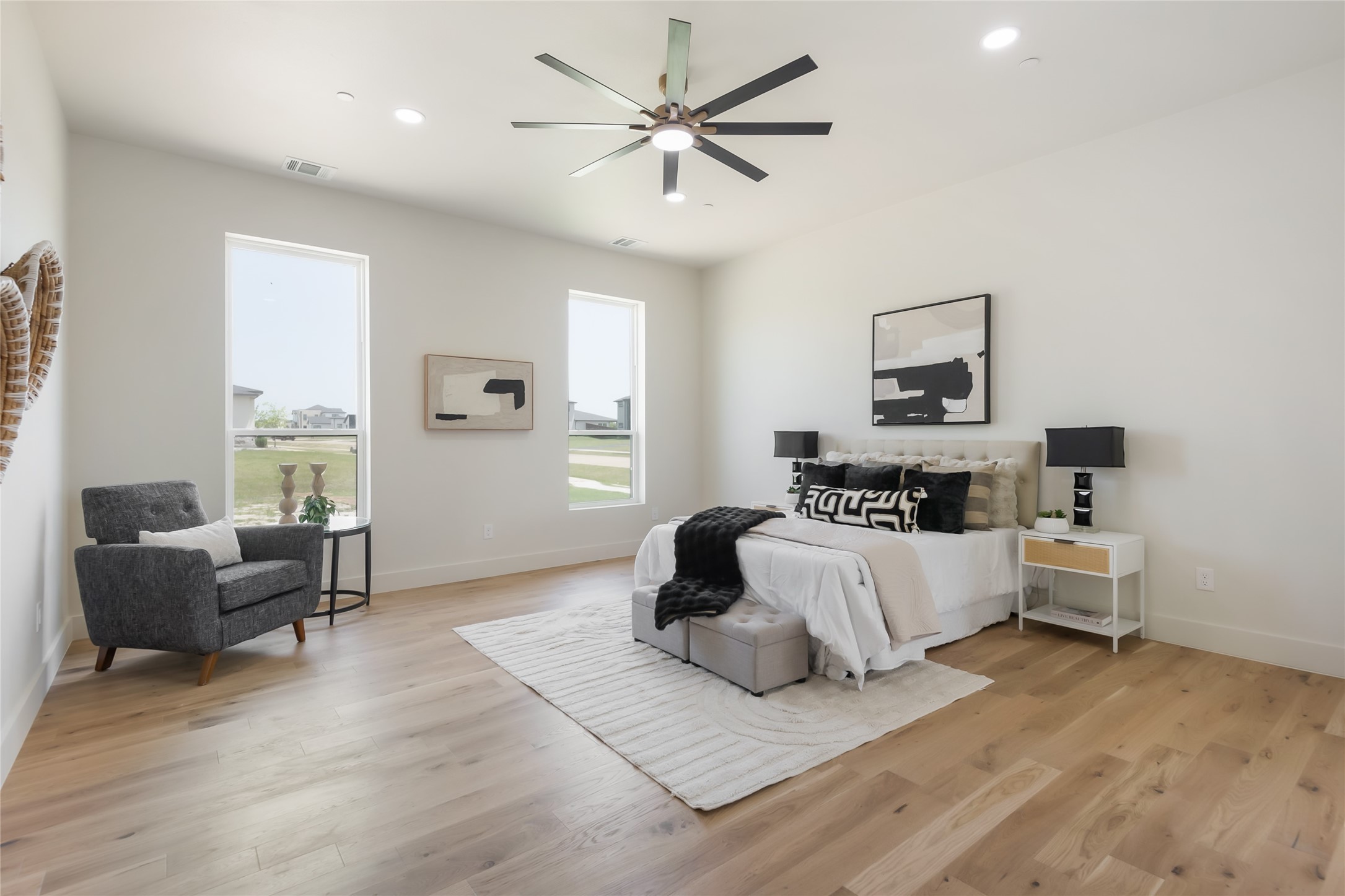349 Valley Trail