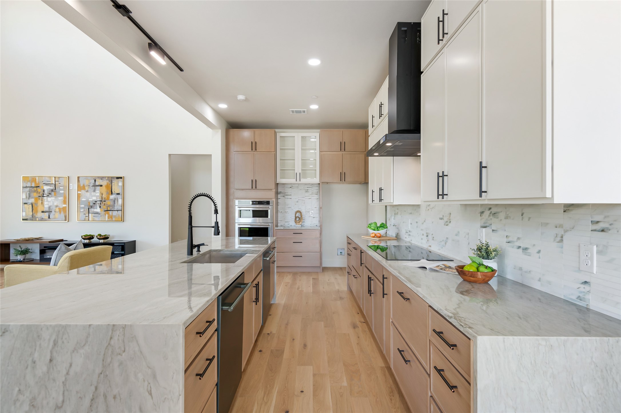 349 Valley Trail