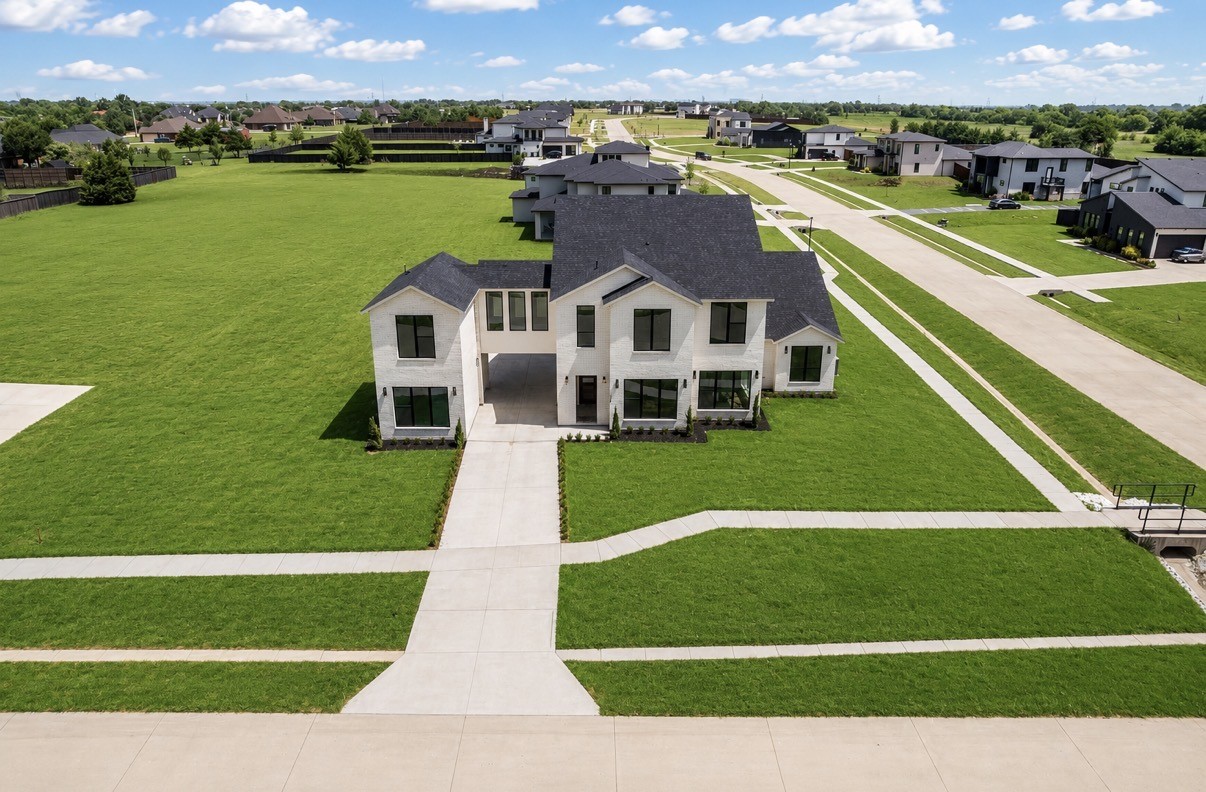 349 Valley Trail