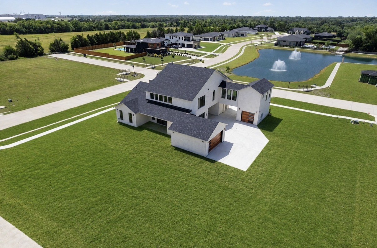 349 Valley Trail