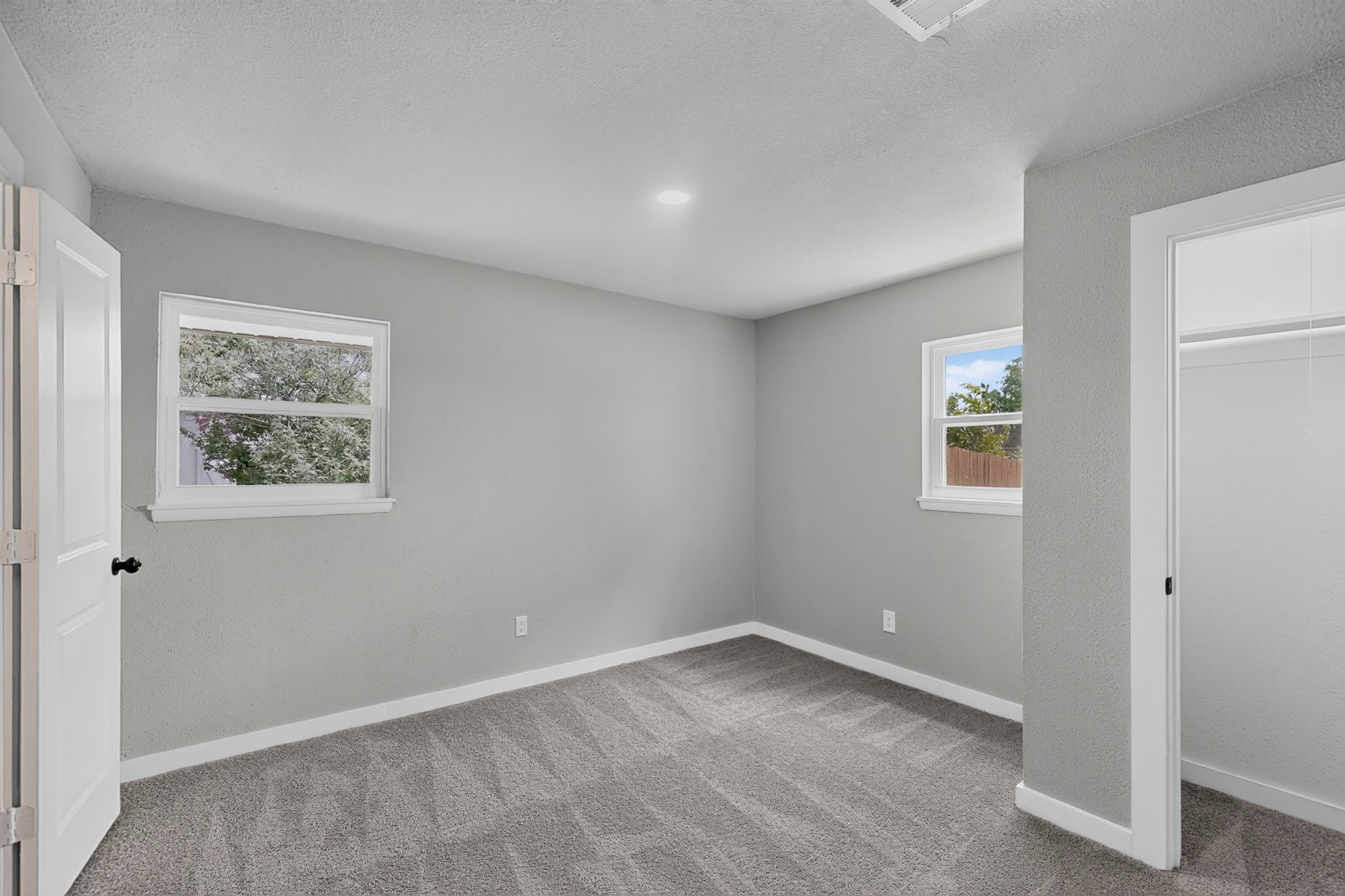 1125 Woodcrest Drive
