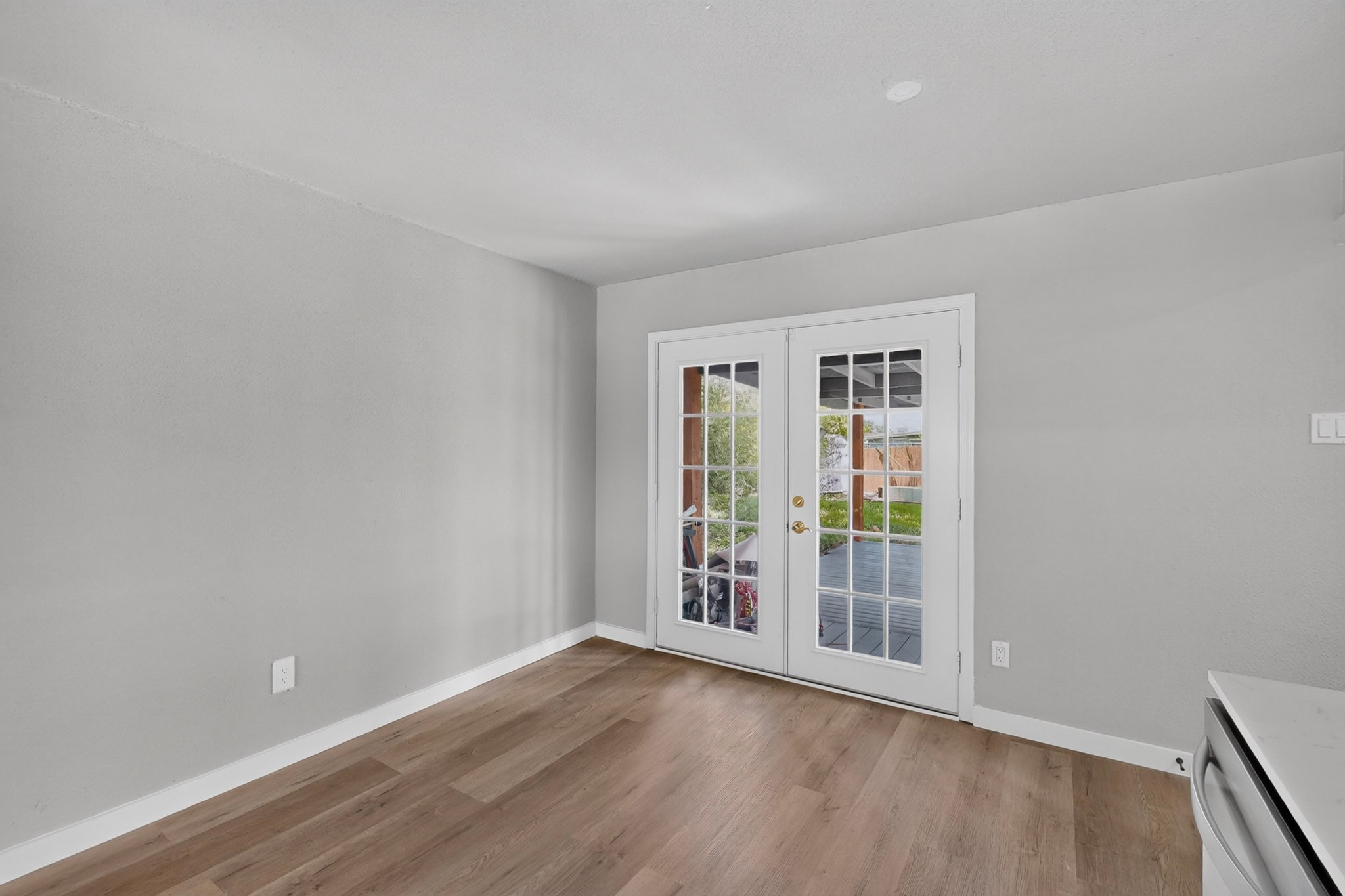 1125 Woodcrest Drive