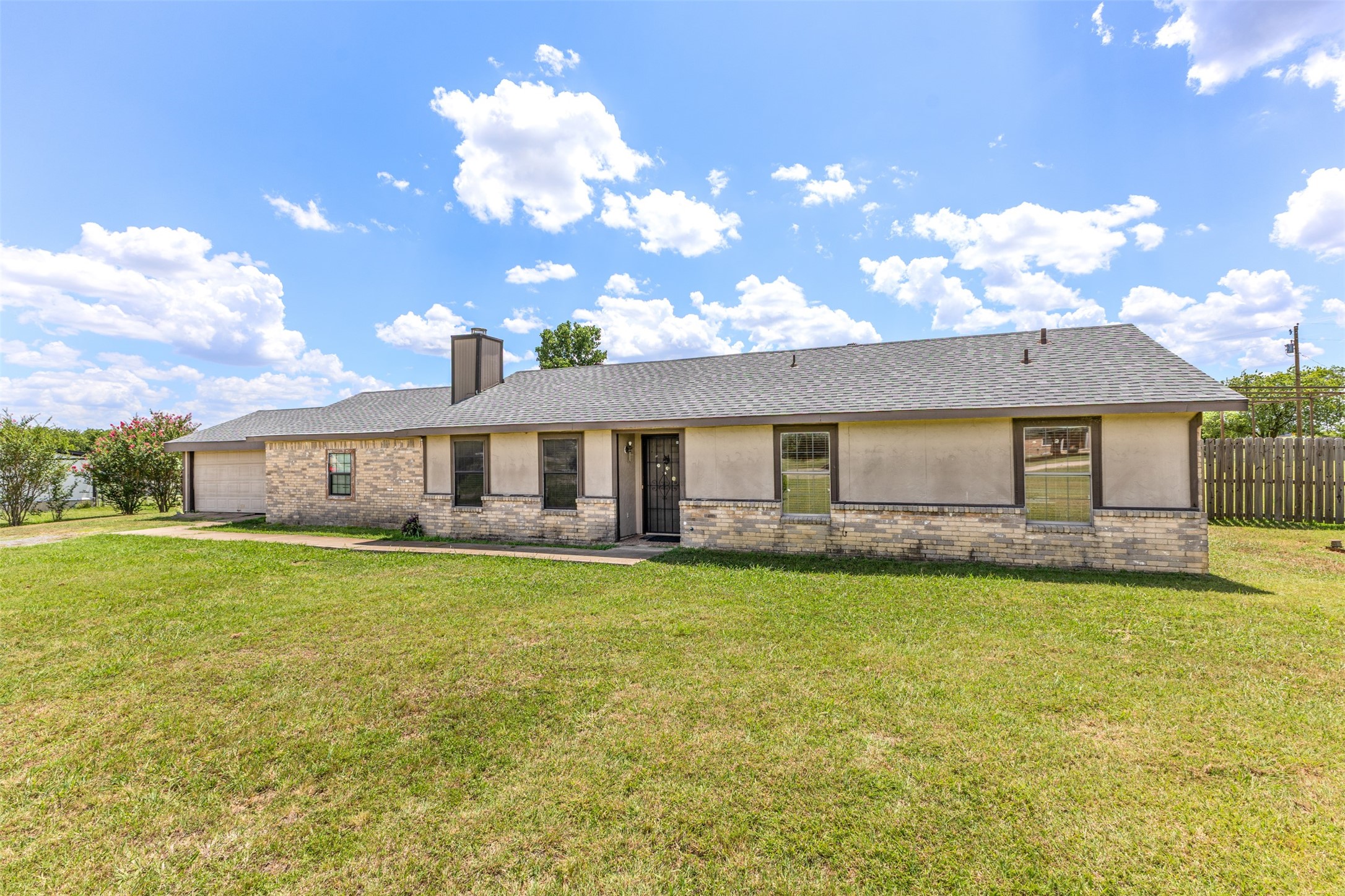 1523 Pheasant Drive