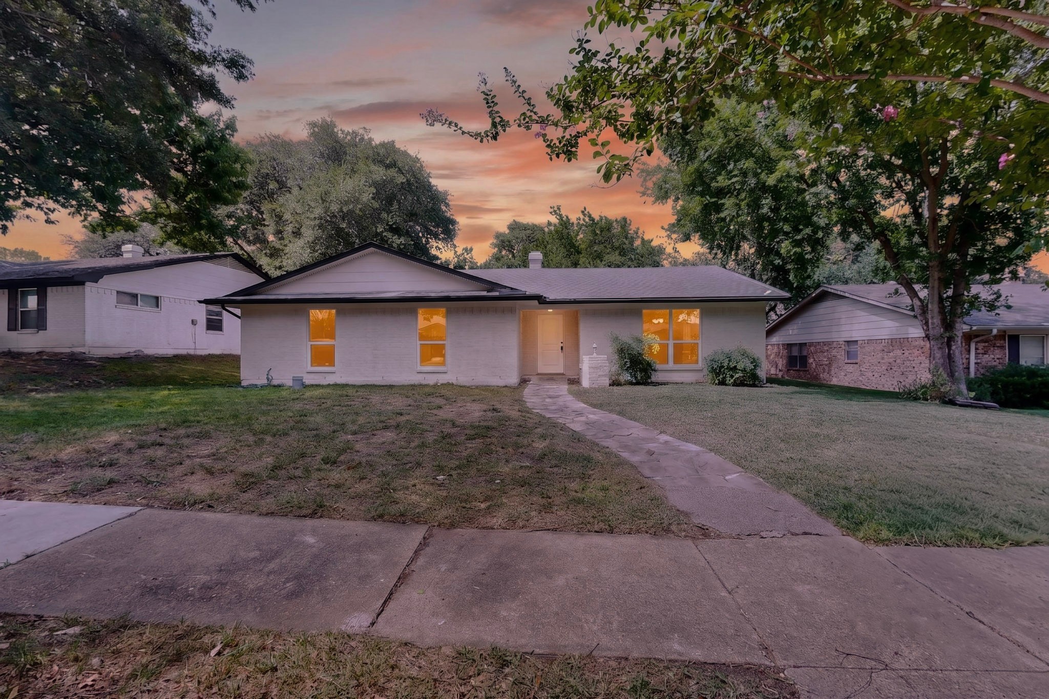 2919 Potomac Avenue