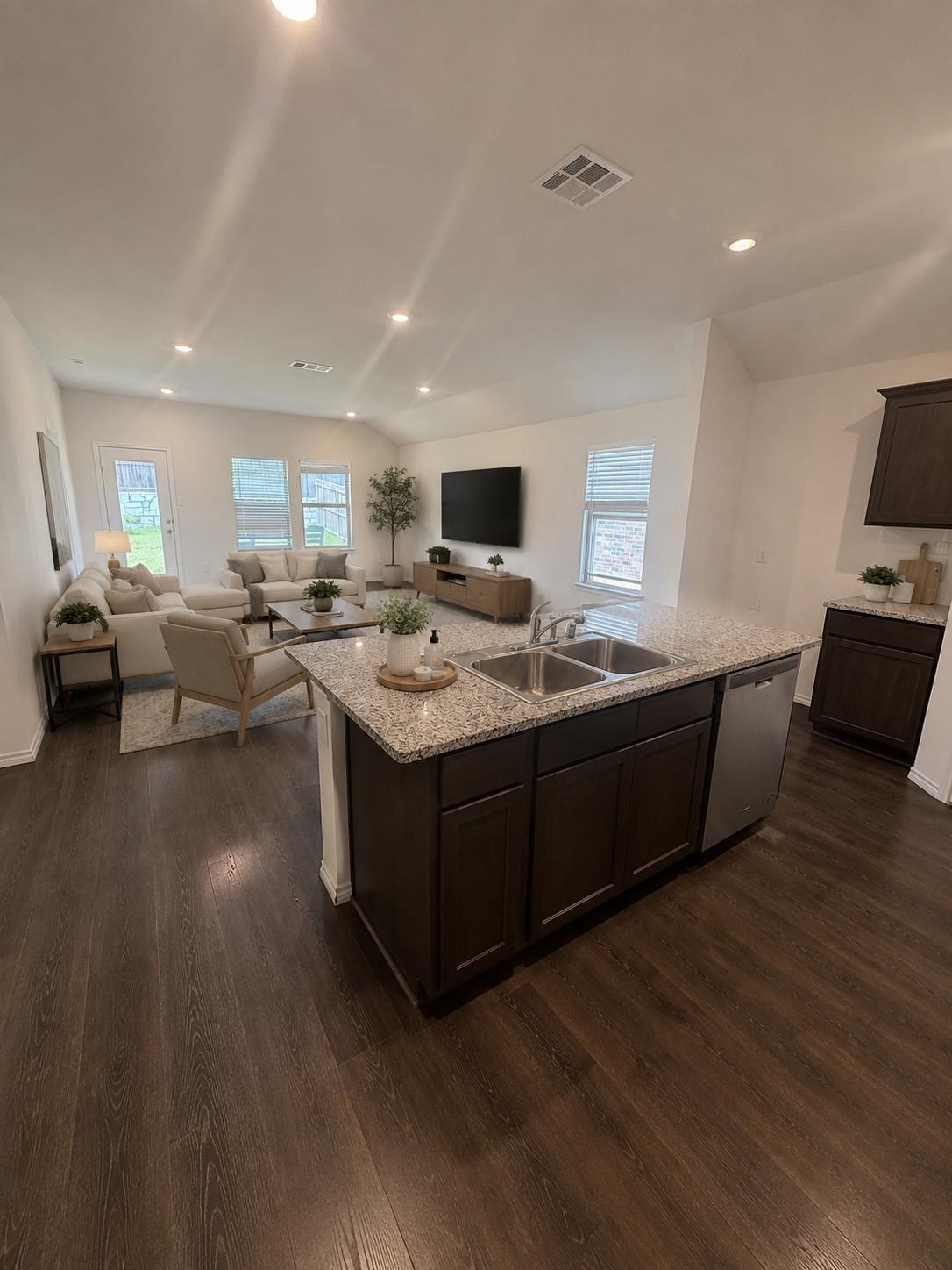 2438 Conklin Drive