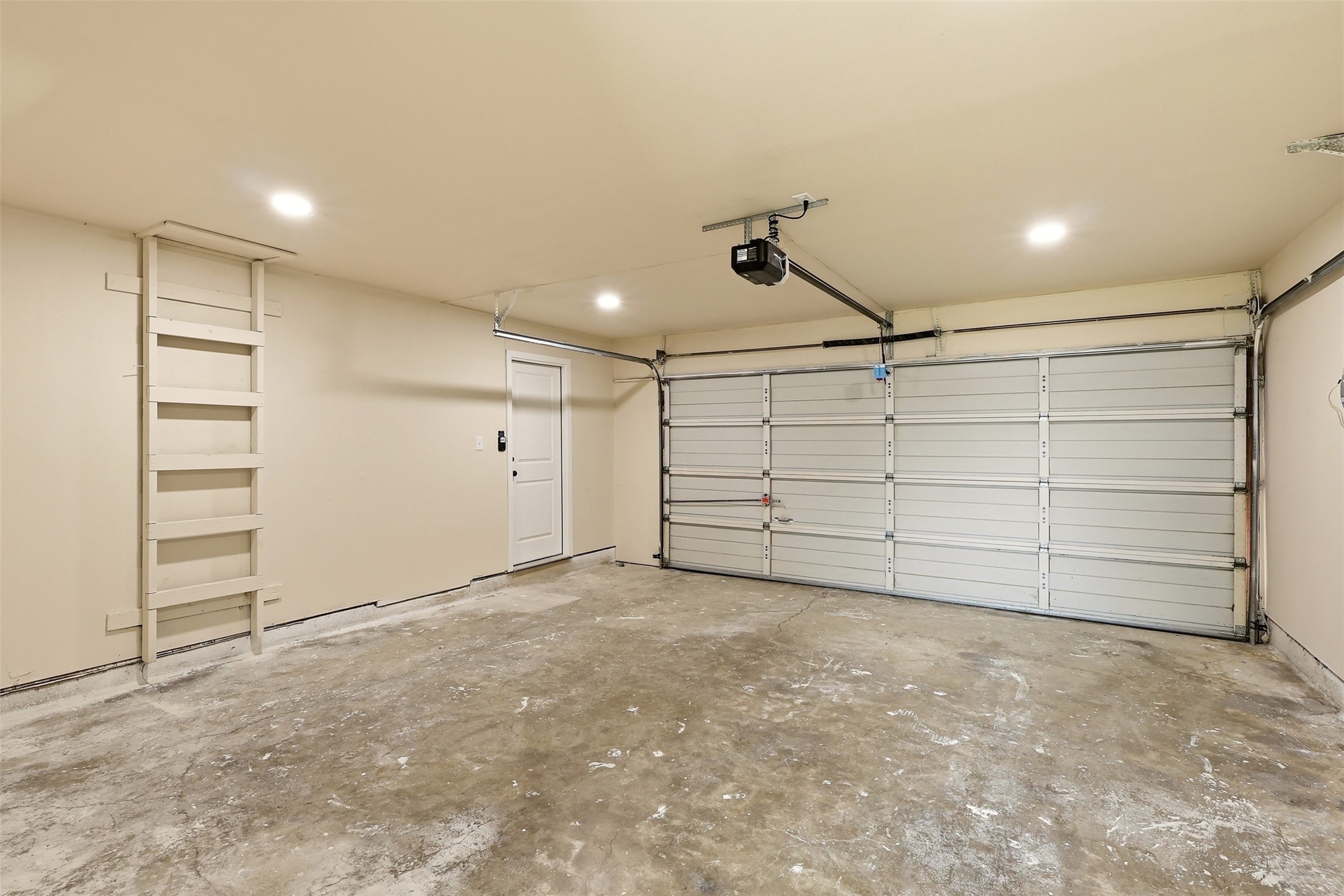 3550 Ridgeoak Way