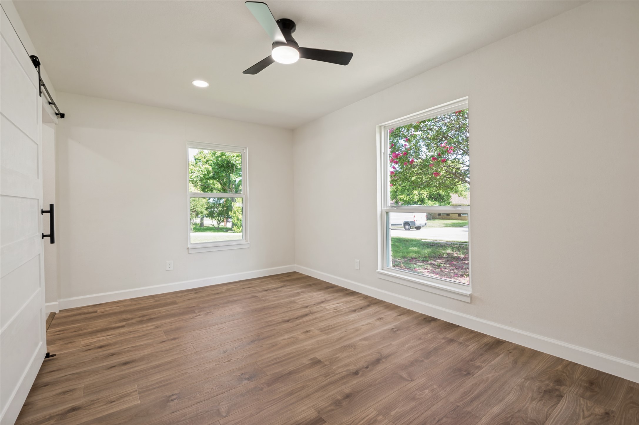 3550 Ridgeoak Way