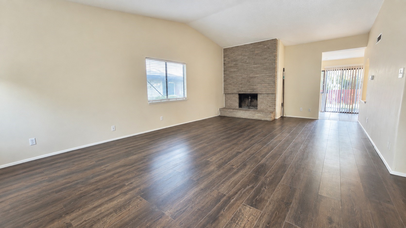 7114 Chinaberry Road