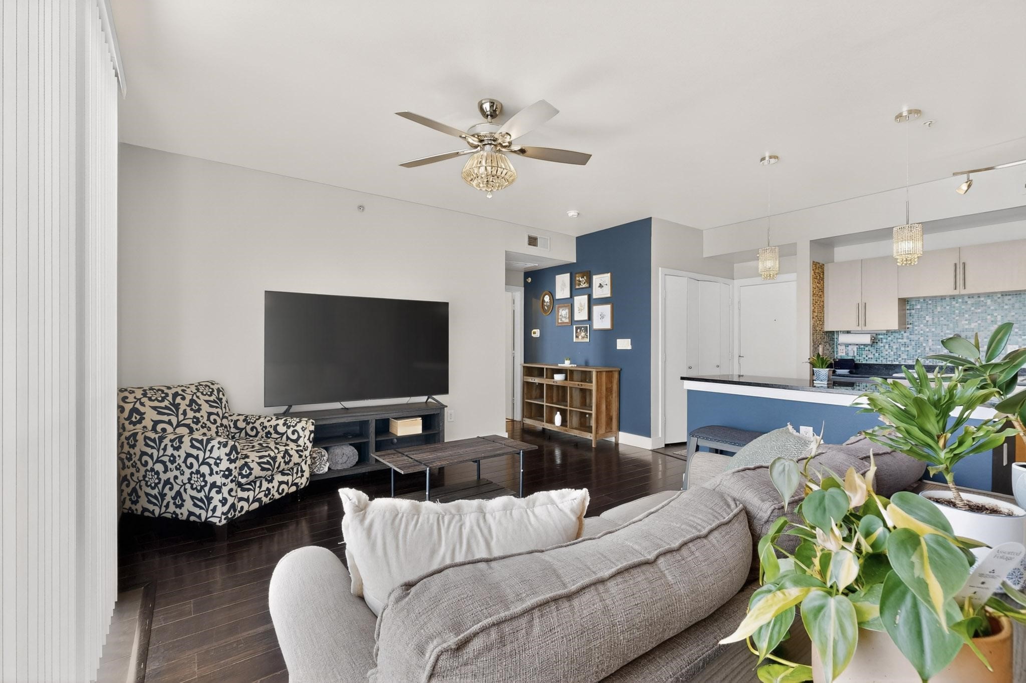 4605 Cedar Springs Road 224
