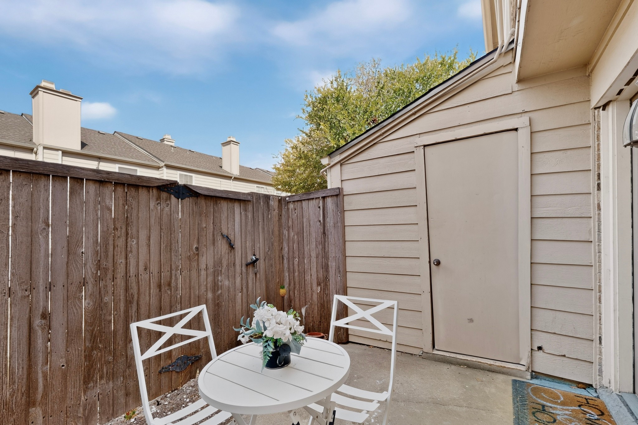 617 Carriagehouse Lane 3