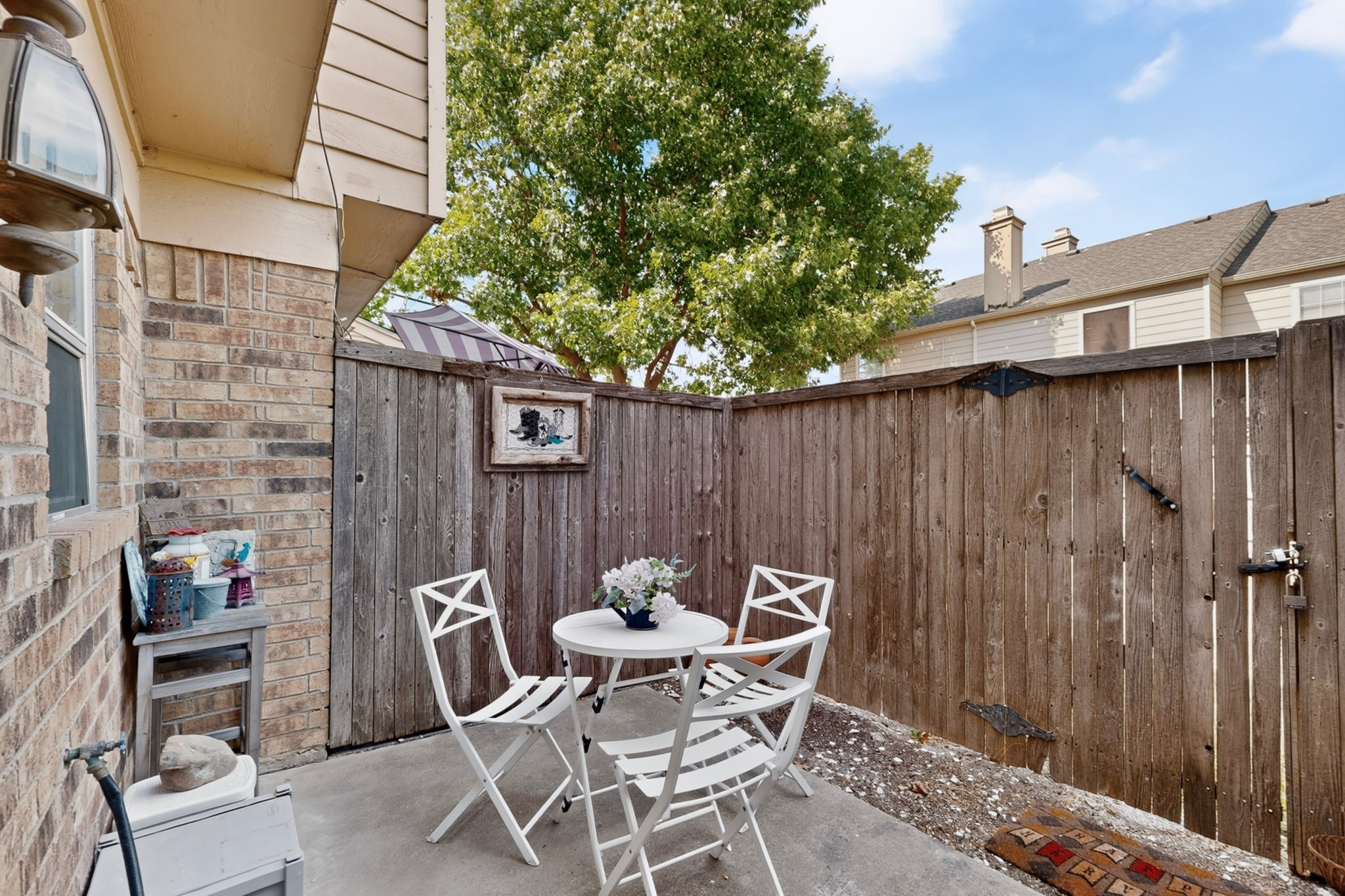 617 Carriagehouse Lane 3