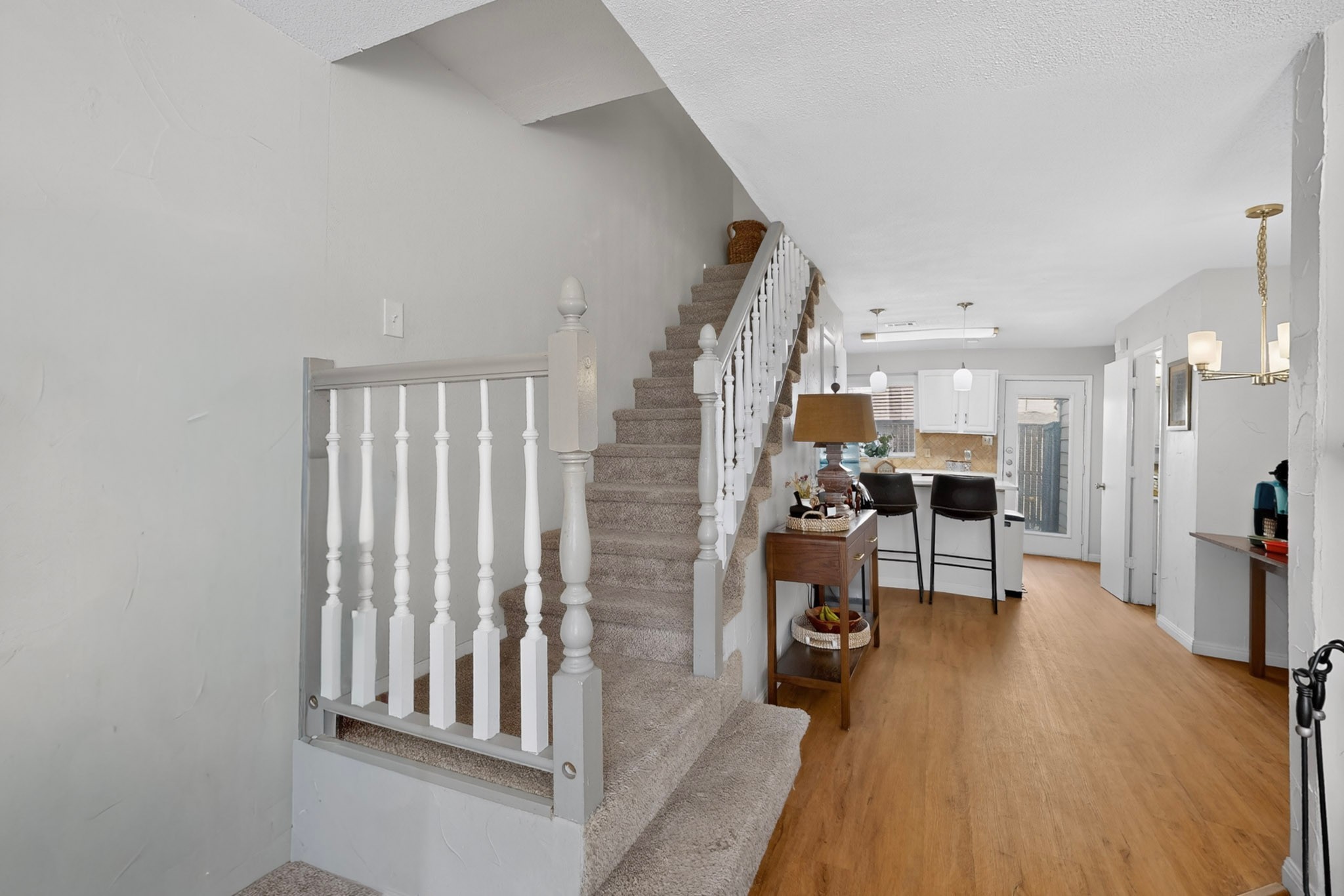 617 Carriagehouse Lane 3
