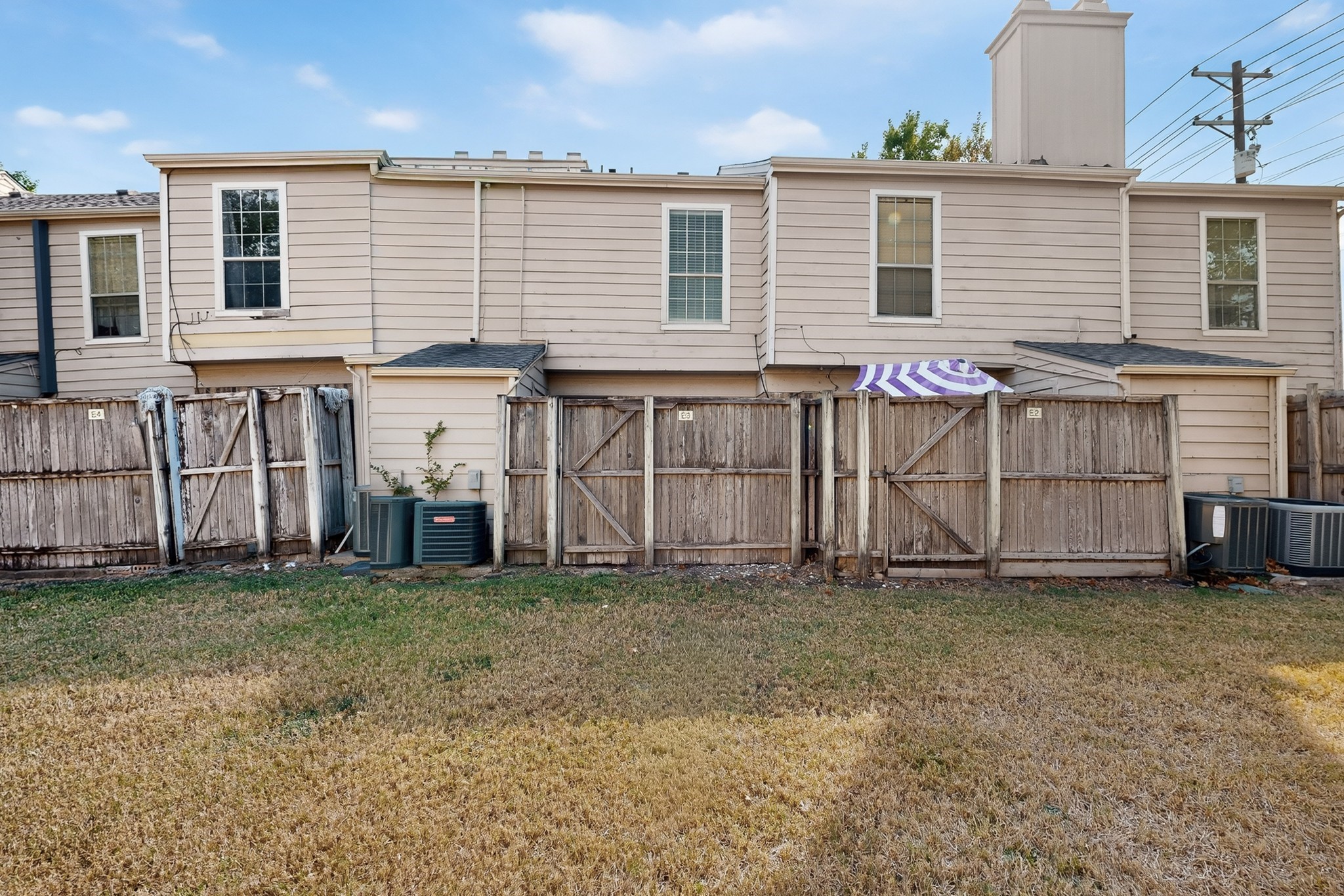 617 Carriagehouse Lane 3