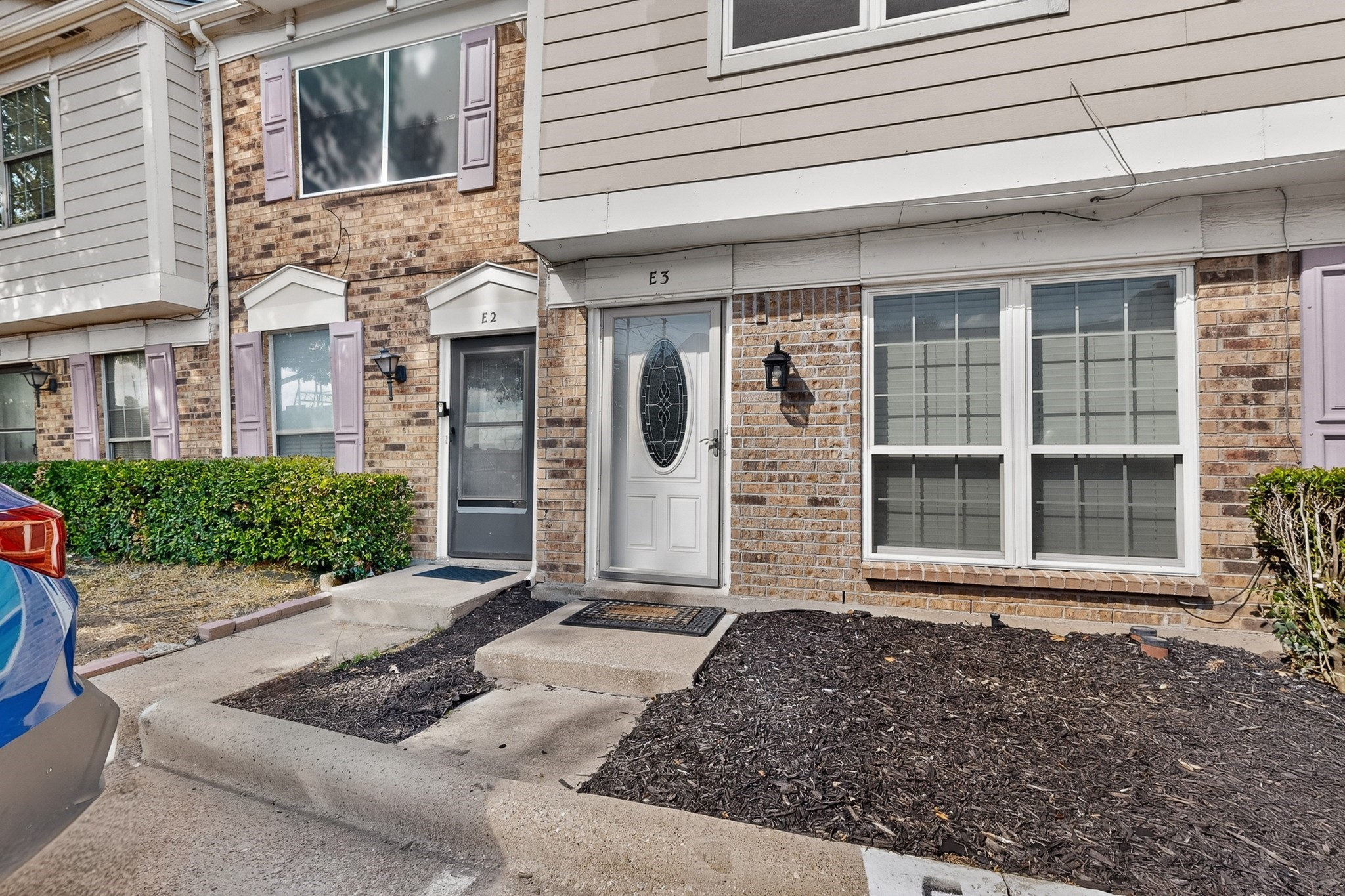 617 Carriagehouse Lane 3