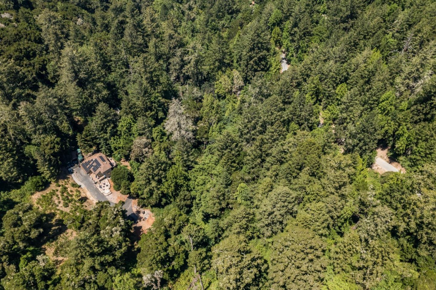 8946 Alpine RD
