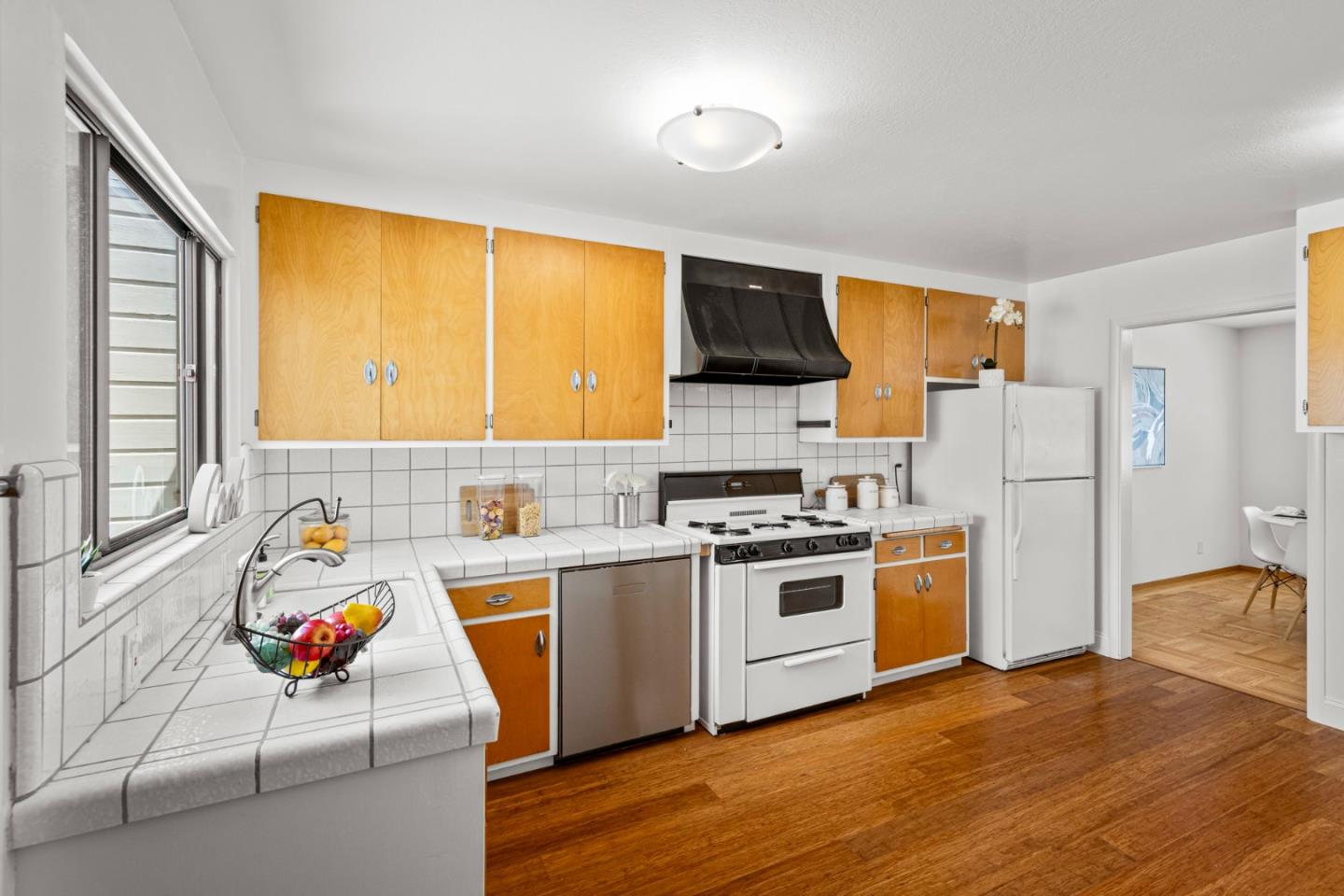 1857-1859 8th AVE