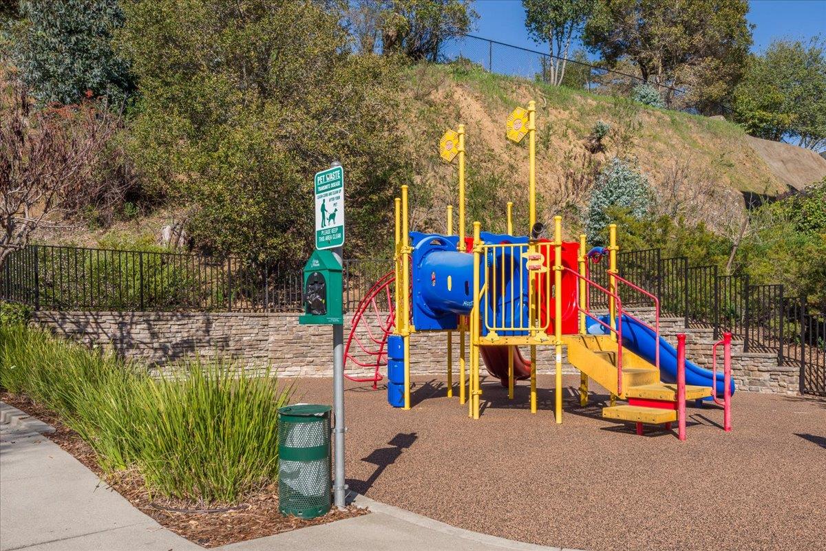 1100 Live Oak Way 1104