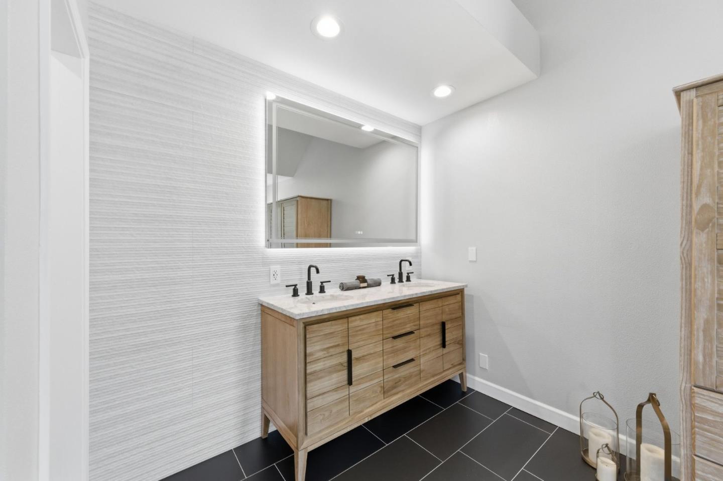 1482 Ridgeley Drive