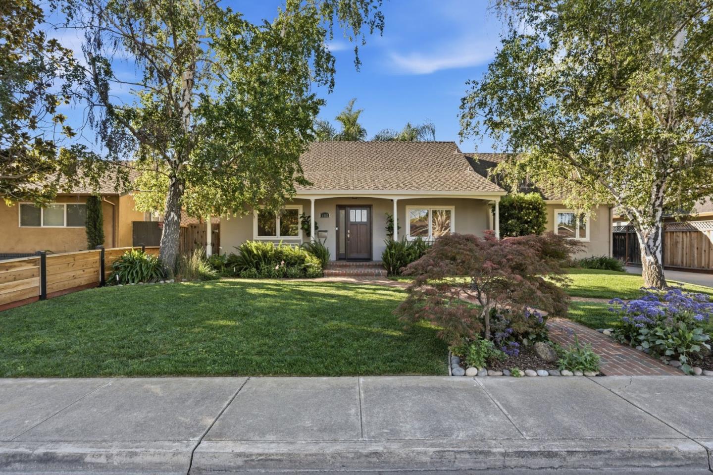 1482 Ridgeley Drive