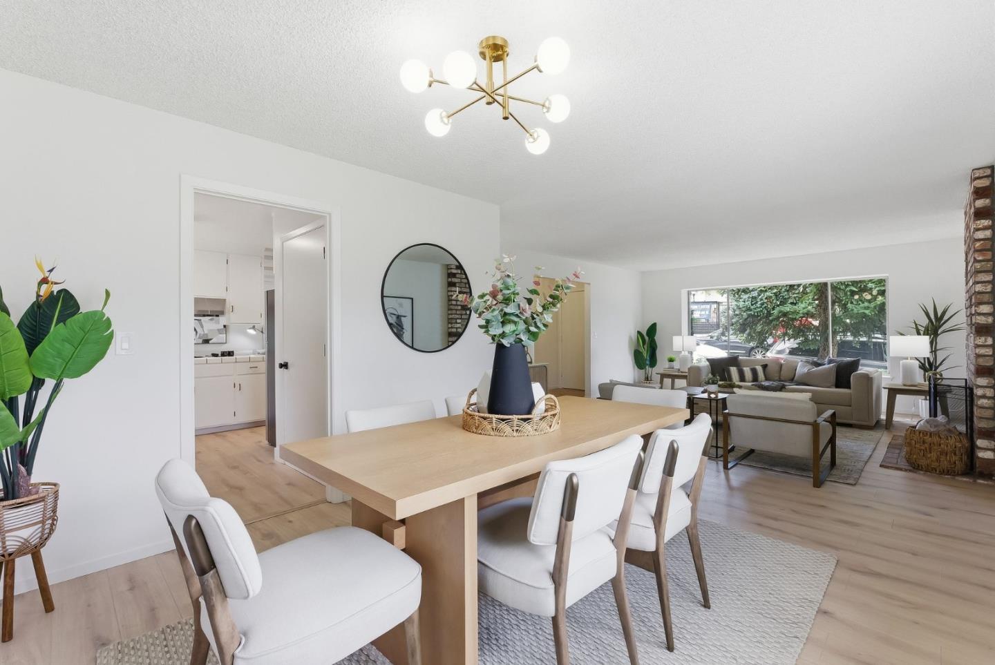 2853 Clifford Avenue