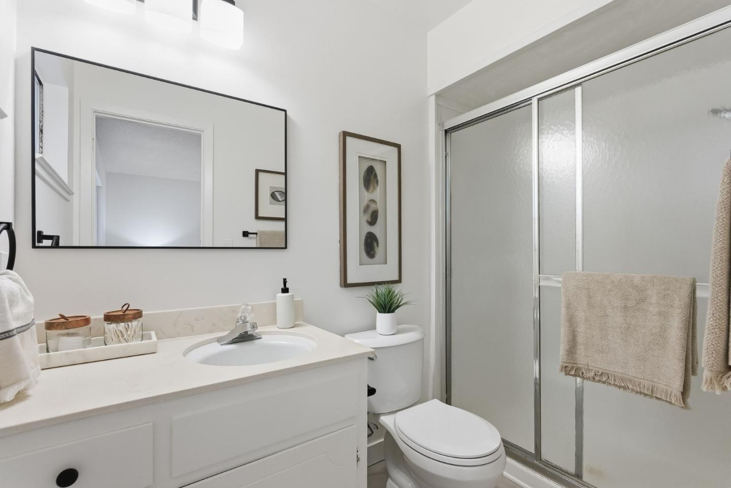 2853 Clifford Avenue